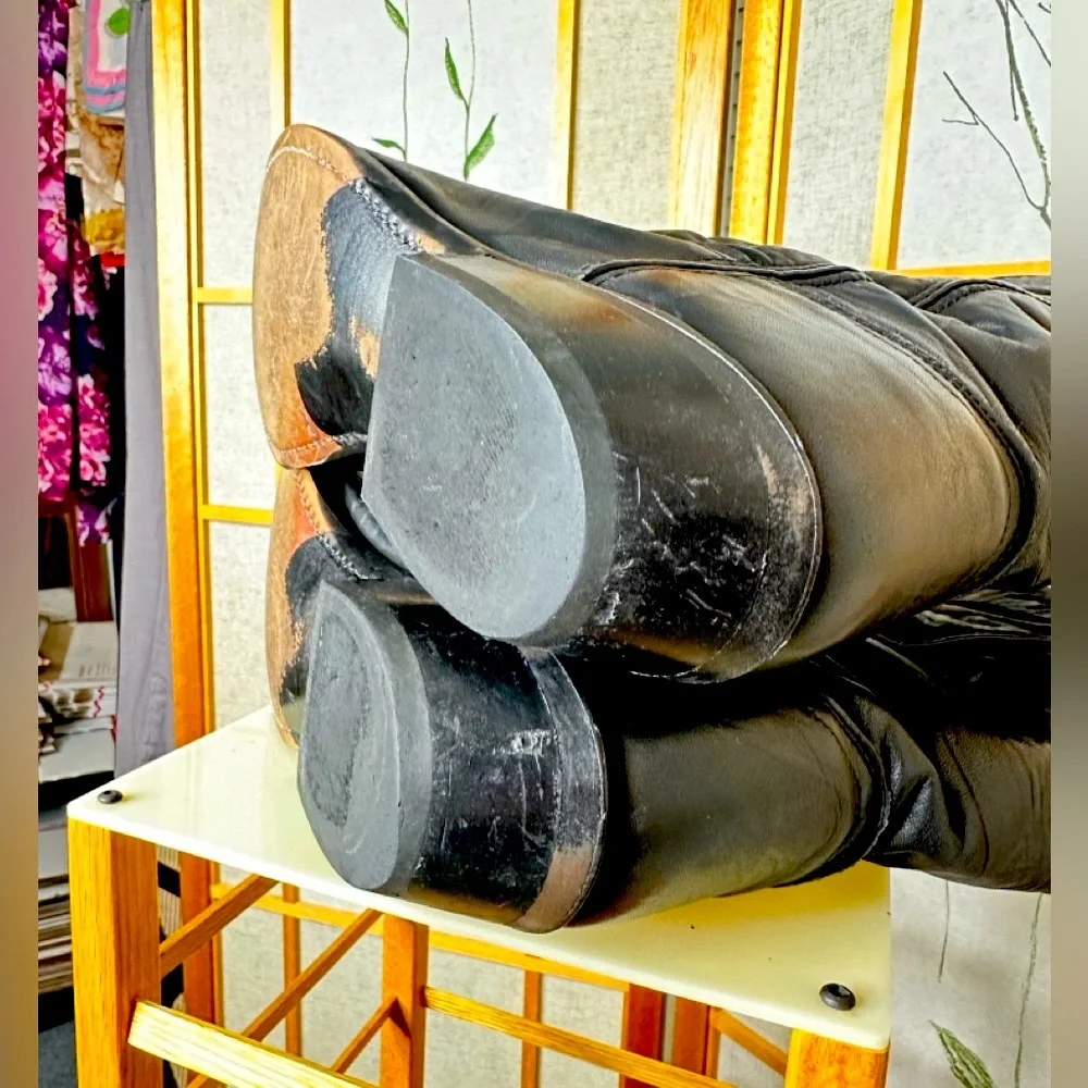 Black Code West leather cowboy boots for men. - Picture 8 of 12